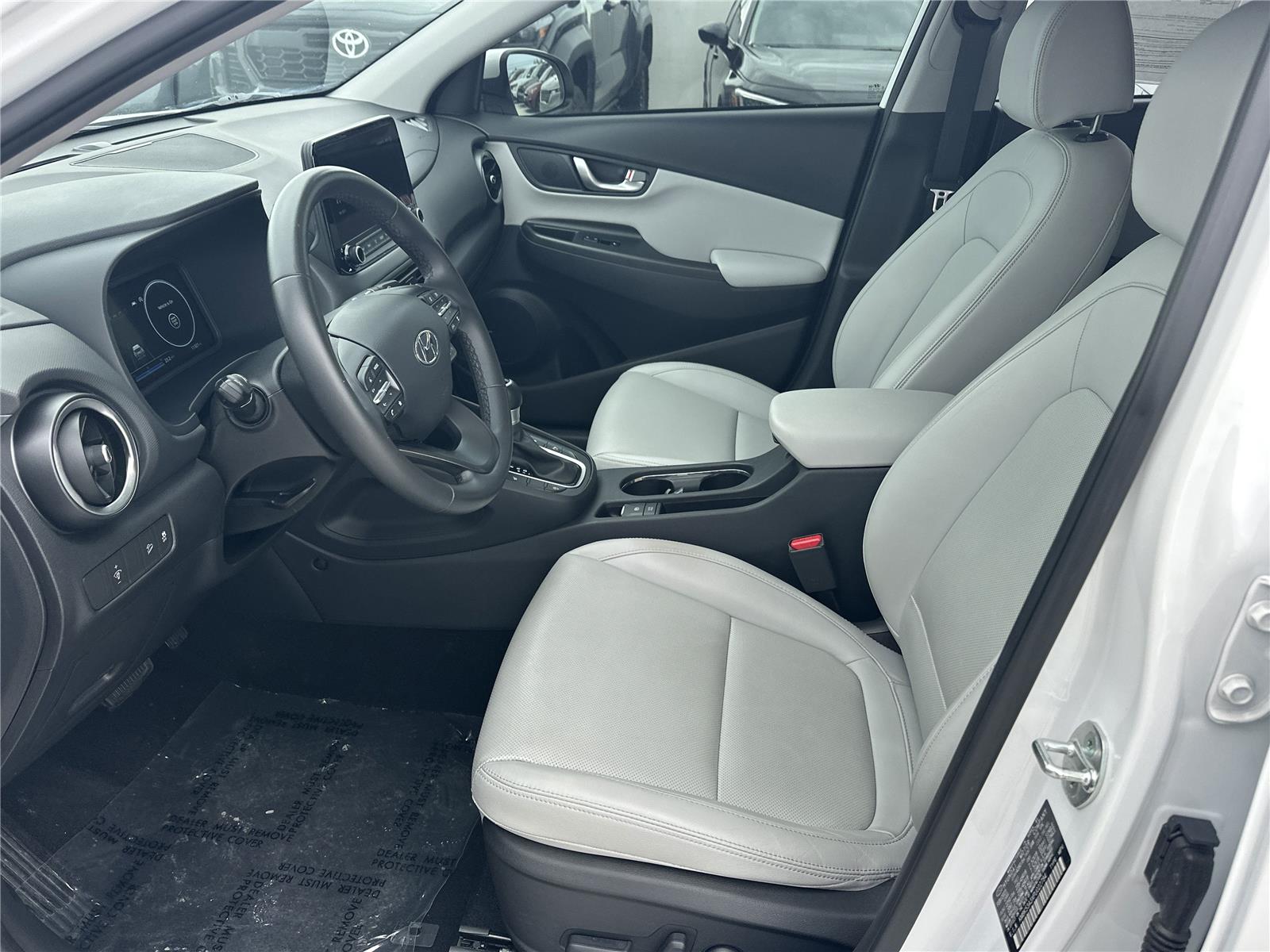 2023 Hyundai Kona Limited photo 7