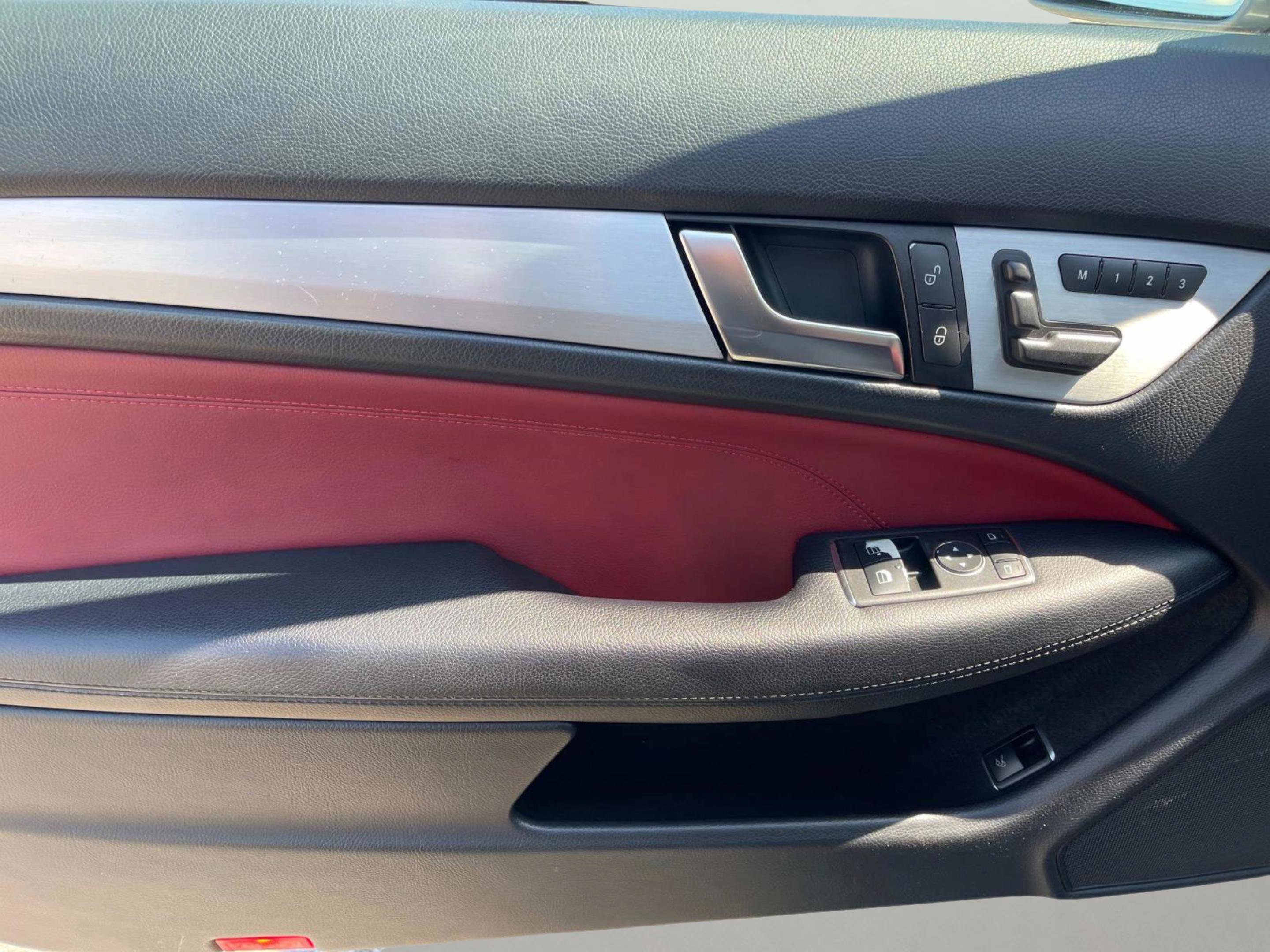 2014 Mercedes Benz C 250 photo 19