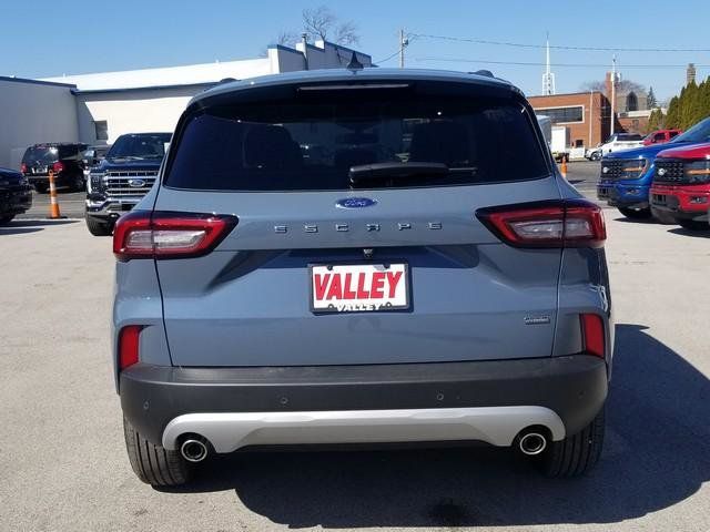 2024 Ford Escape Plug-In Hybrid photo 6
