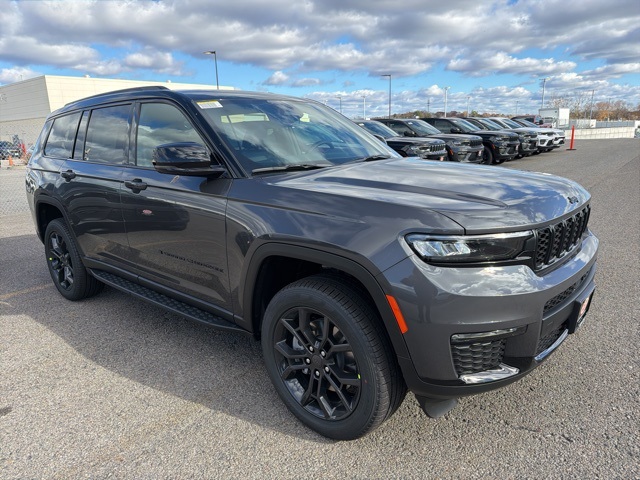 2025 Jeep Grand Cherokee L Limited's photo