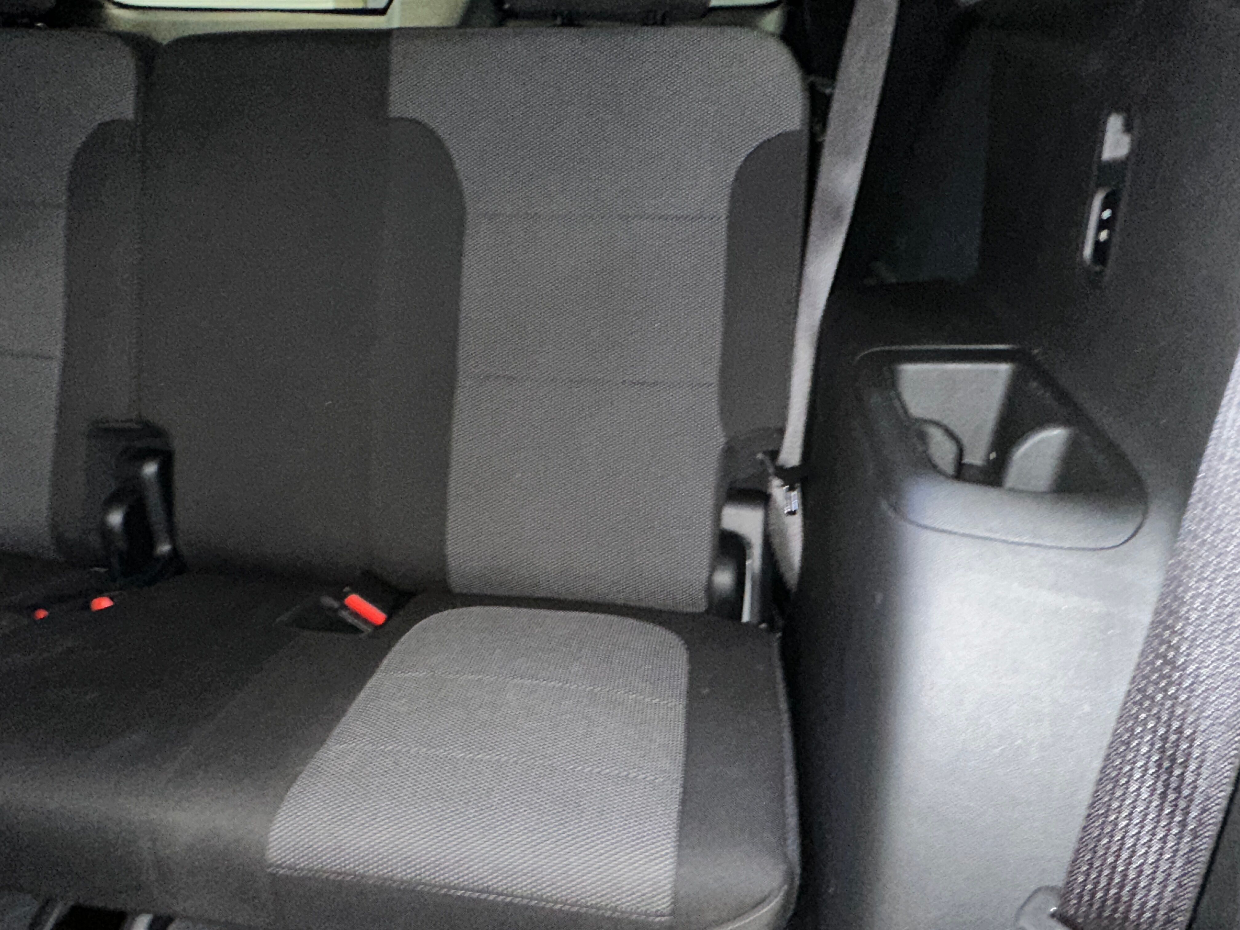 2023 Chevrolet Traverse Cloth photo 3