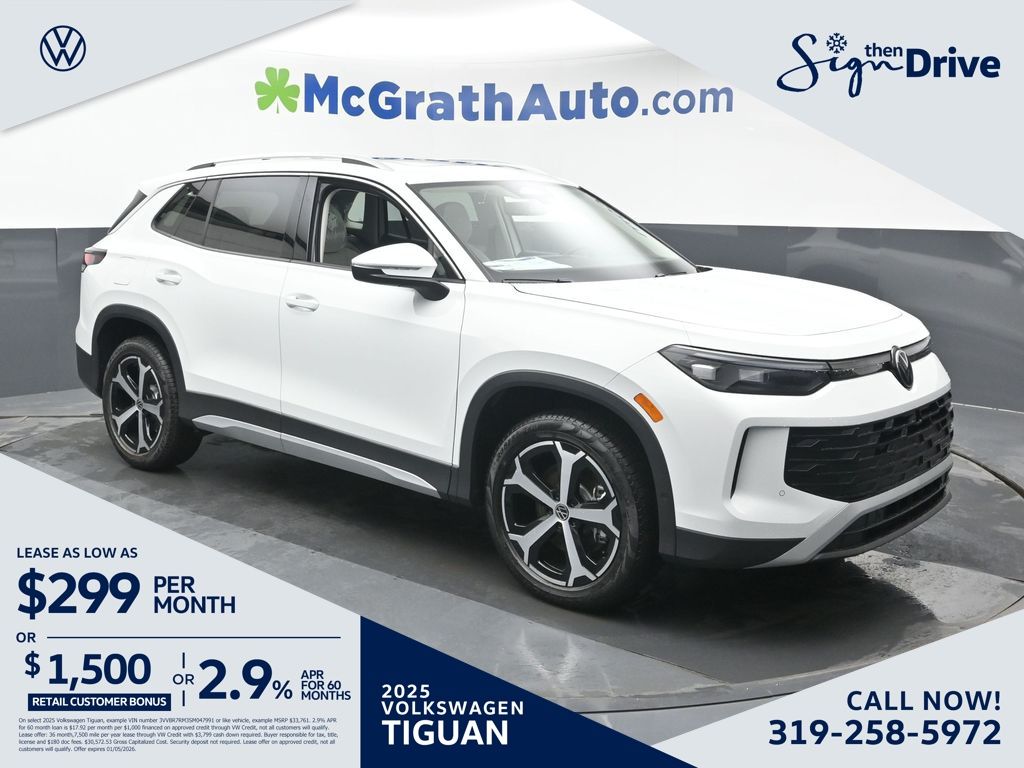 2025 Volkswagen Tiguan SE's photo