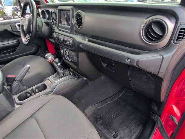 2021 Jeep Gladiator Willys photo 14