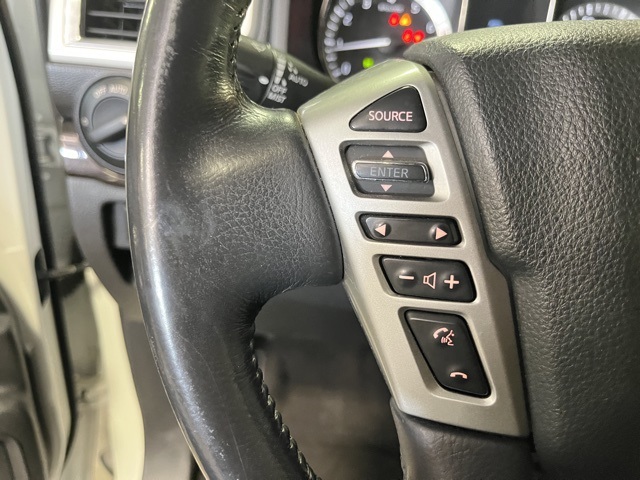 2018 Nissan Titan SV photo 17
