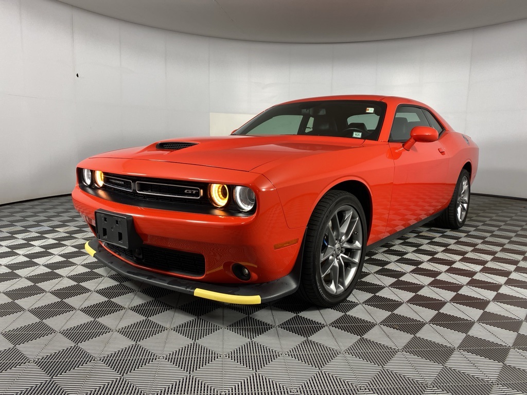 2023 Dodge Challenger GT photo 3