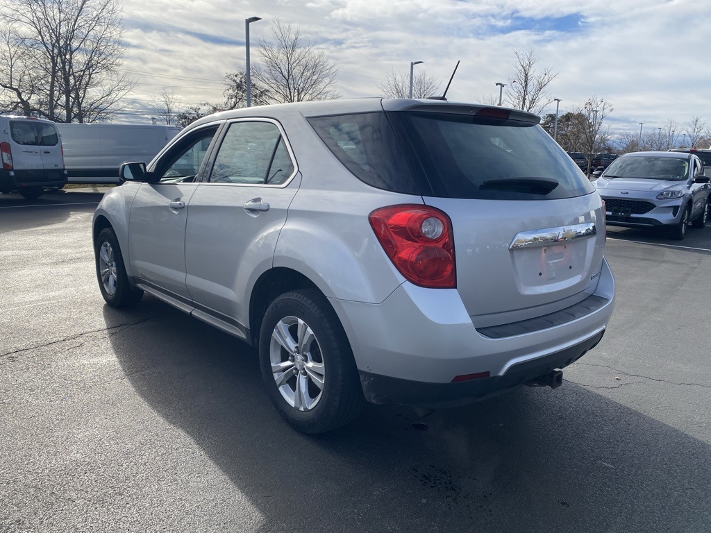 2015 Chevrolet Equinox LS photo 4