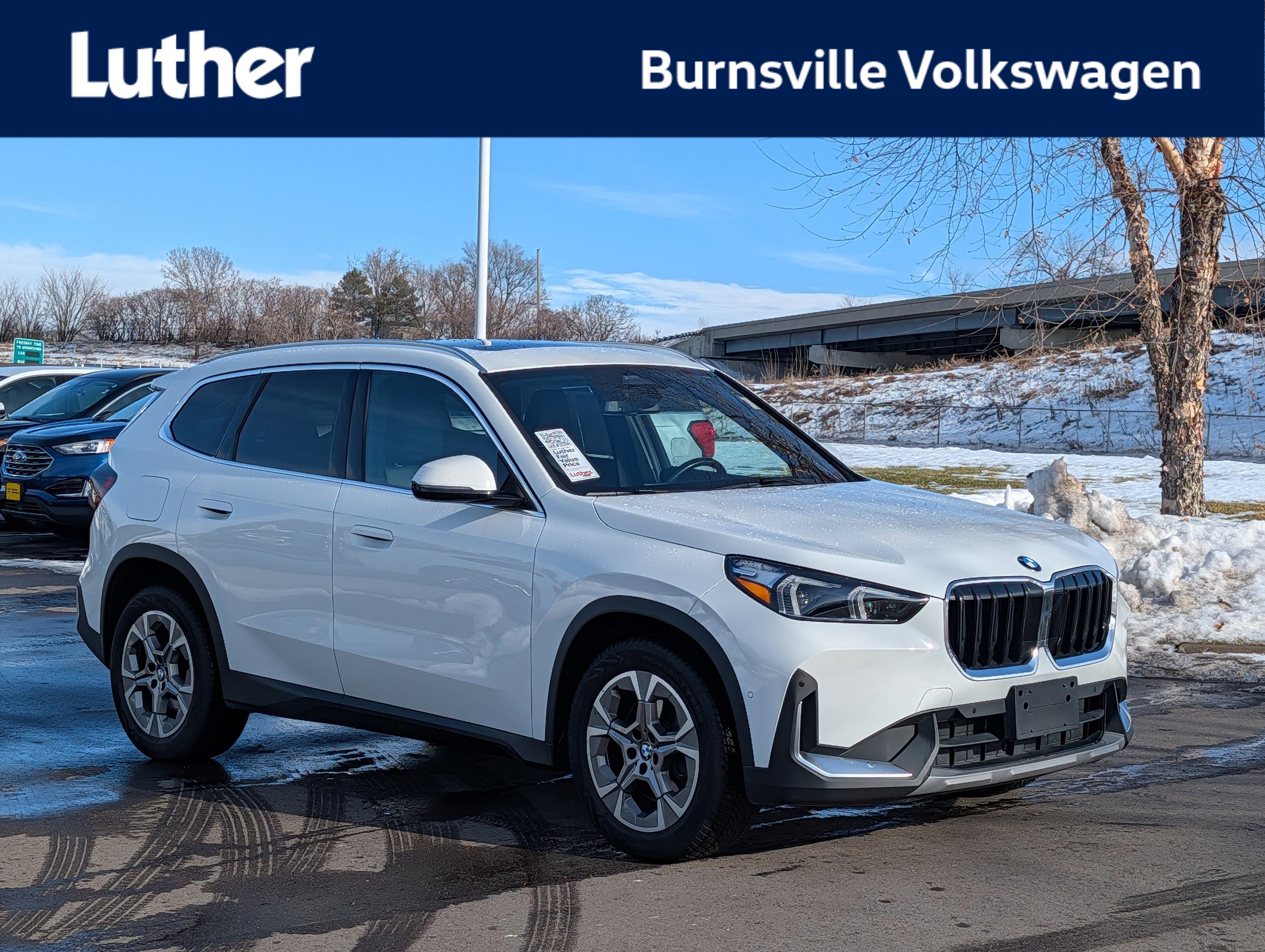 2023 BMW X1 28i's photo