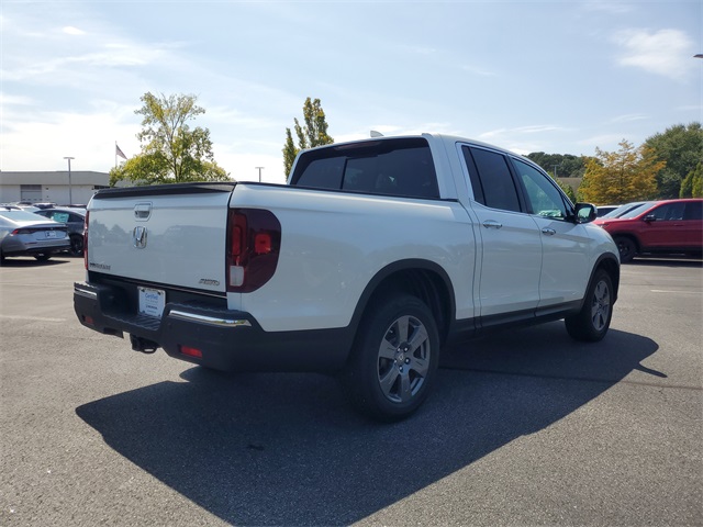 2020 Honda Ridgeline RTL-E photo 3