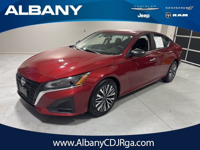 2024 Nissan Altima SV's photo