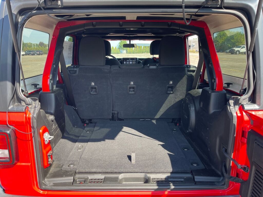 2018 Jeep Wrangler Unlimited Sport S photo 18