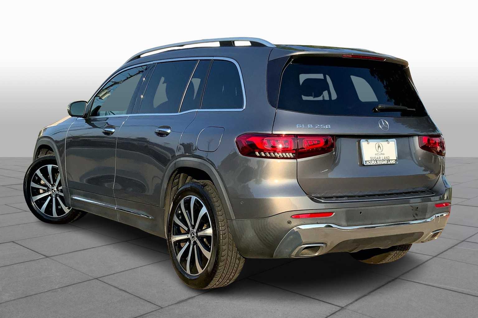 2022 Mercedes Benz GLB 250 photo 11