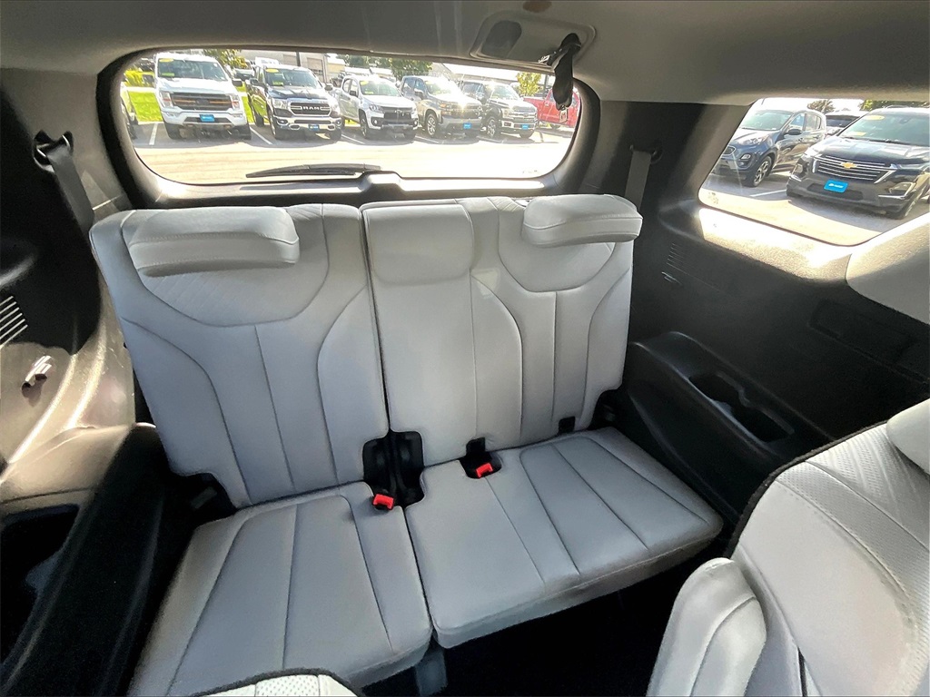 2023 Hyundai Palisade SEL photo 17