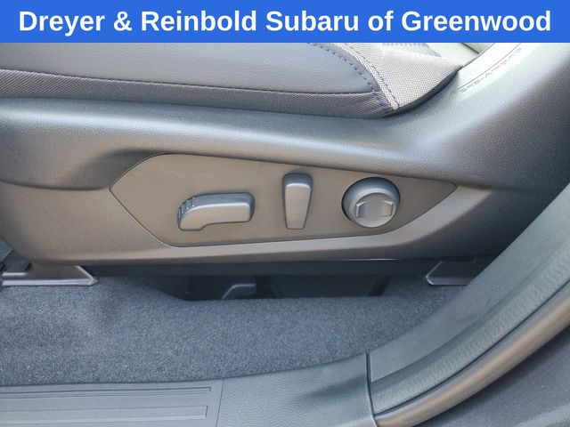 2025 Subaru Forester Premium photo 21