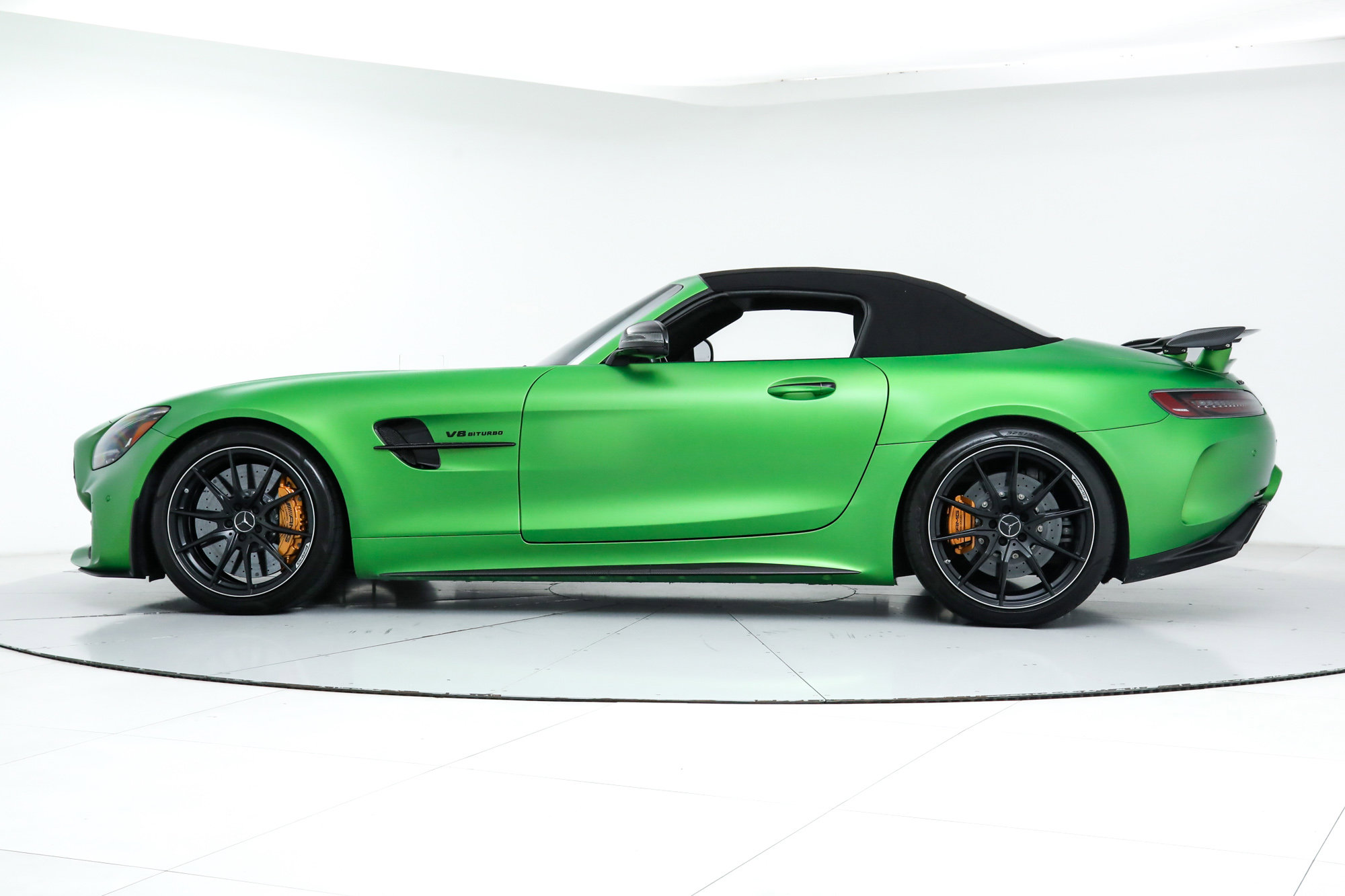 2020 Mercedes Benz R AMG photo 3