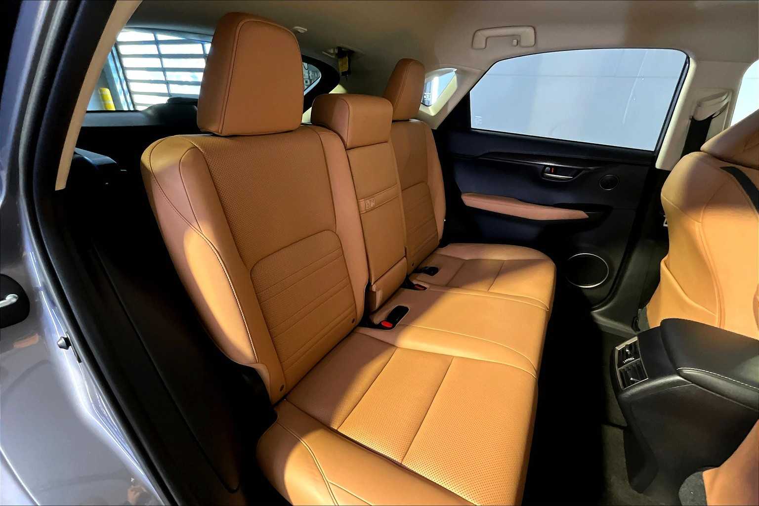2015 Lexus NX 200t AWD photo 19