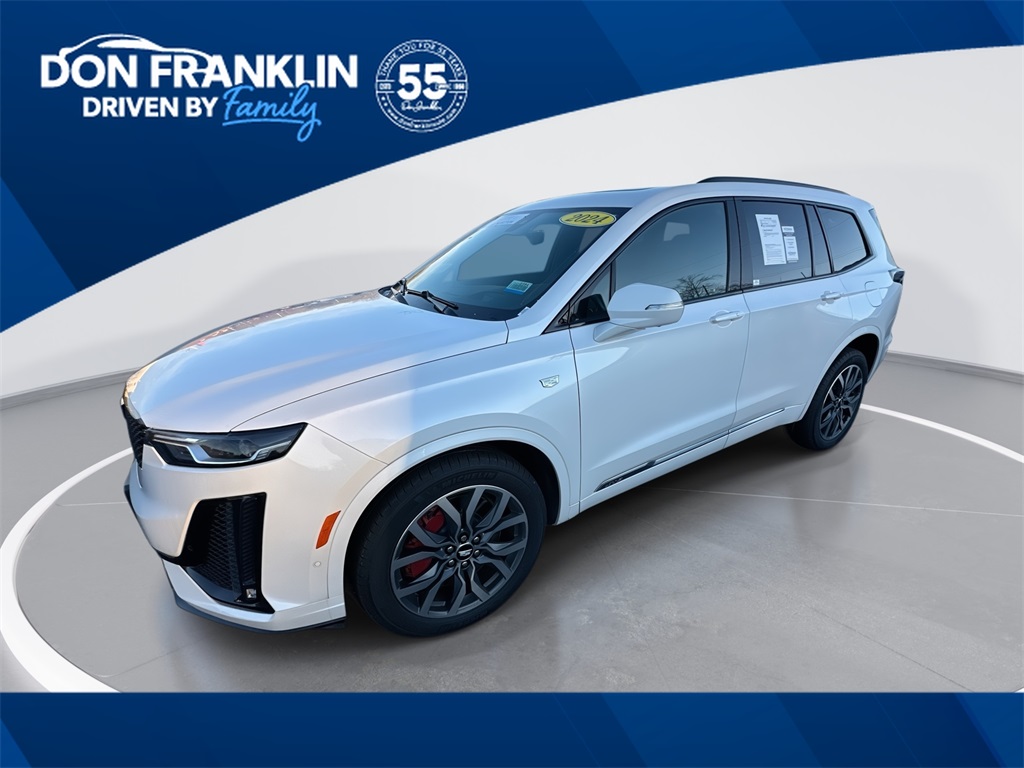 2024 Cadillac XT6 Sport's photo