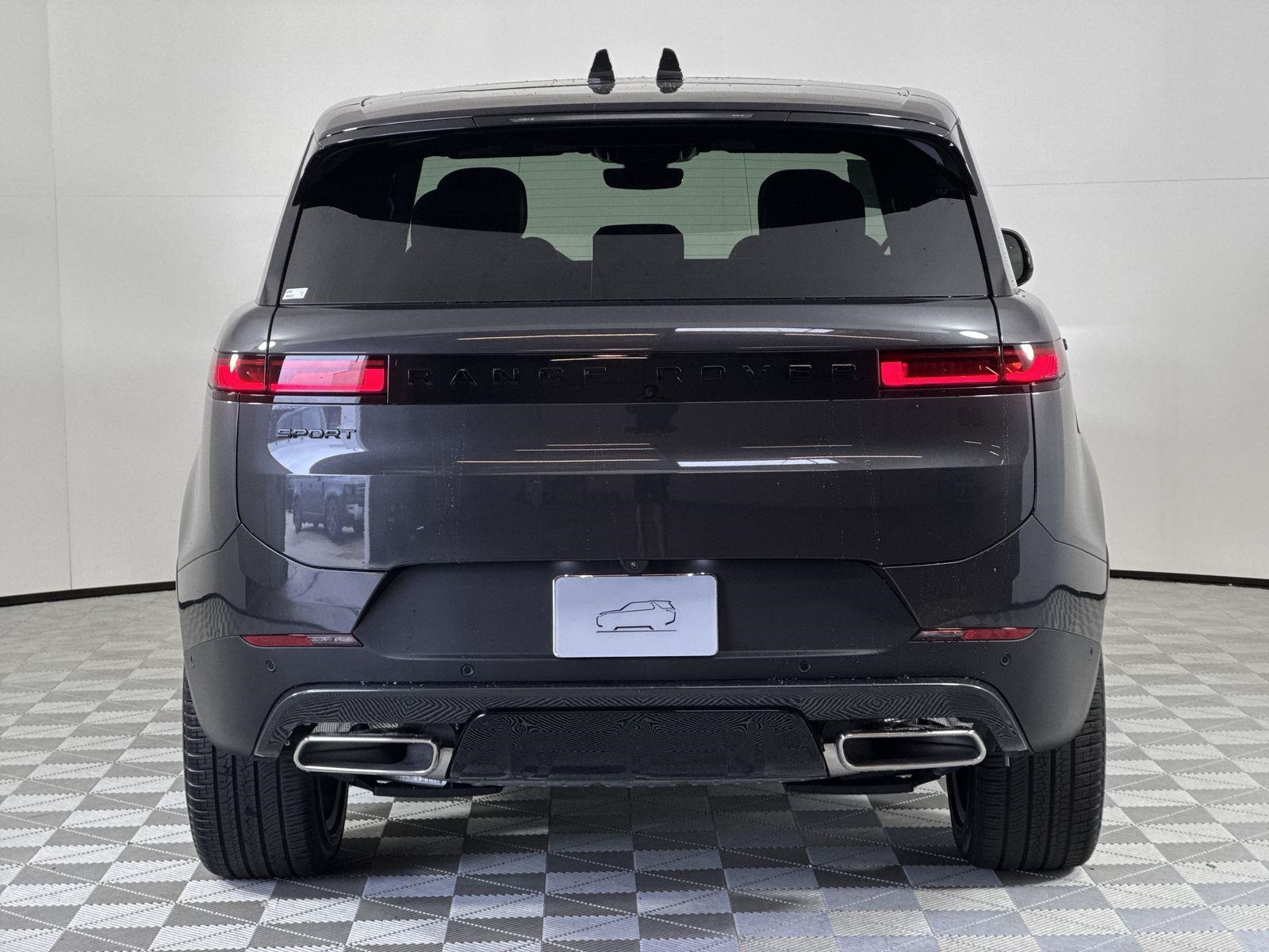 2025 Land Rover Range Rover Sport SE photo 3