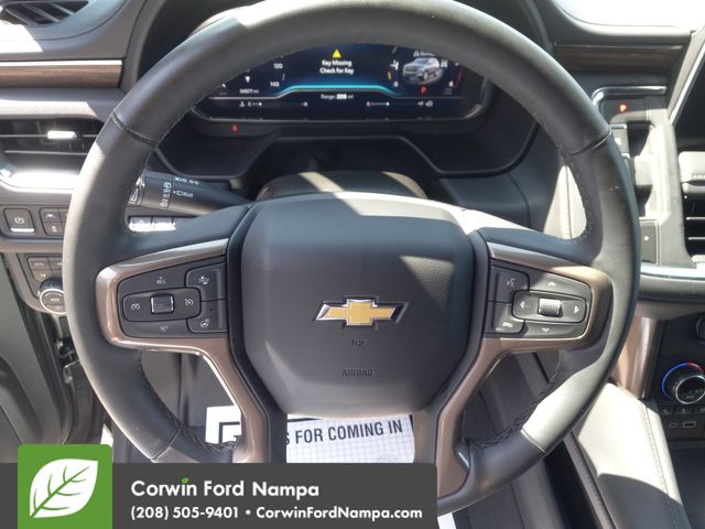 Used 2023 Green Chevrolet High Country image 17