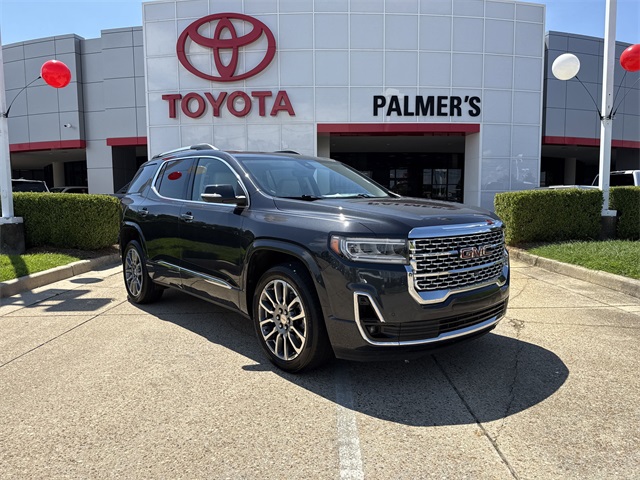 2022 GMC Acadia Denali's photo