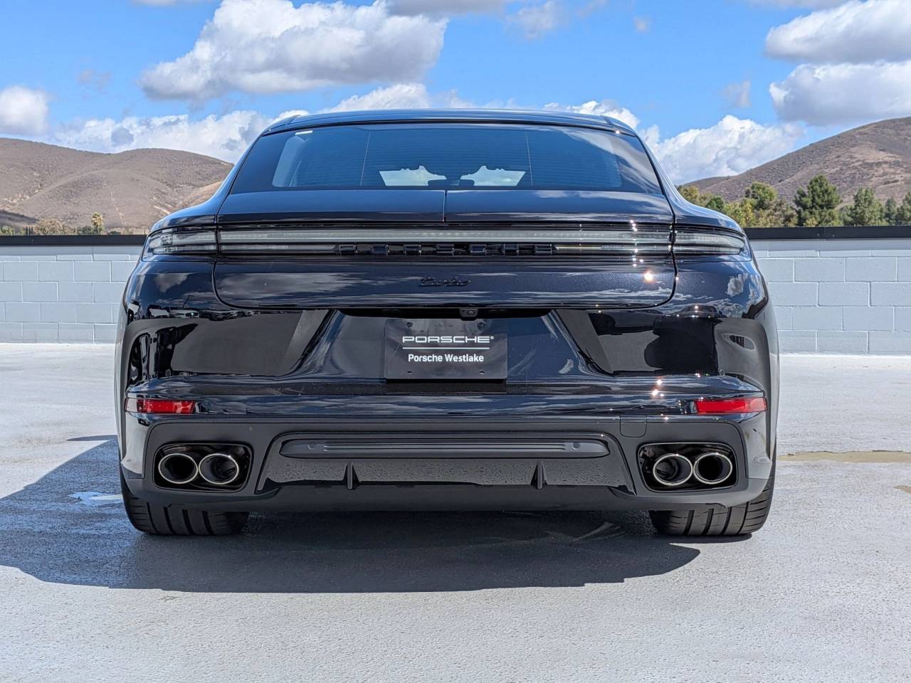 2026 Porsche Panamera Turbo E-Hybrid photo 9