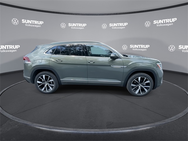 2026 Volkswagen Atlas Cross Sport SEL Premium R-Line photo 22