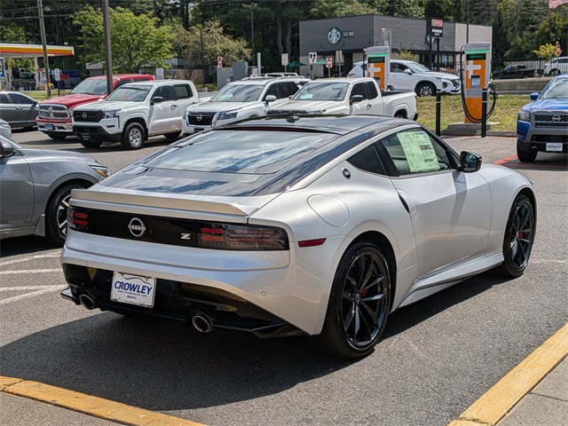 2025 Nissan Z Performance photo 3