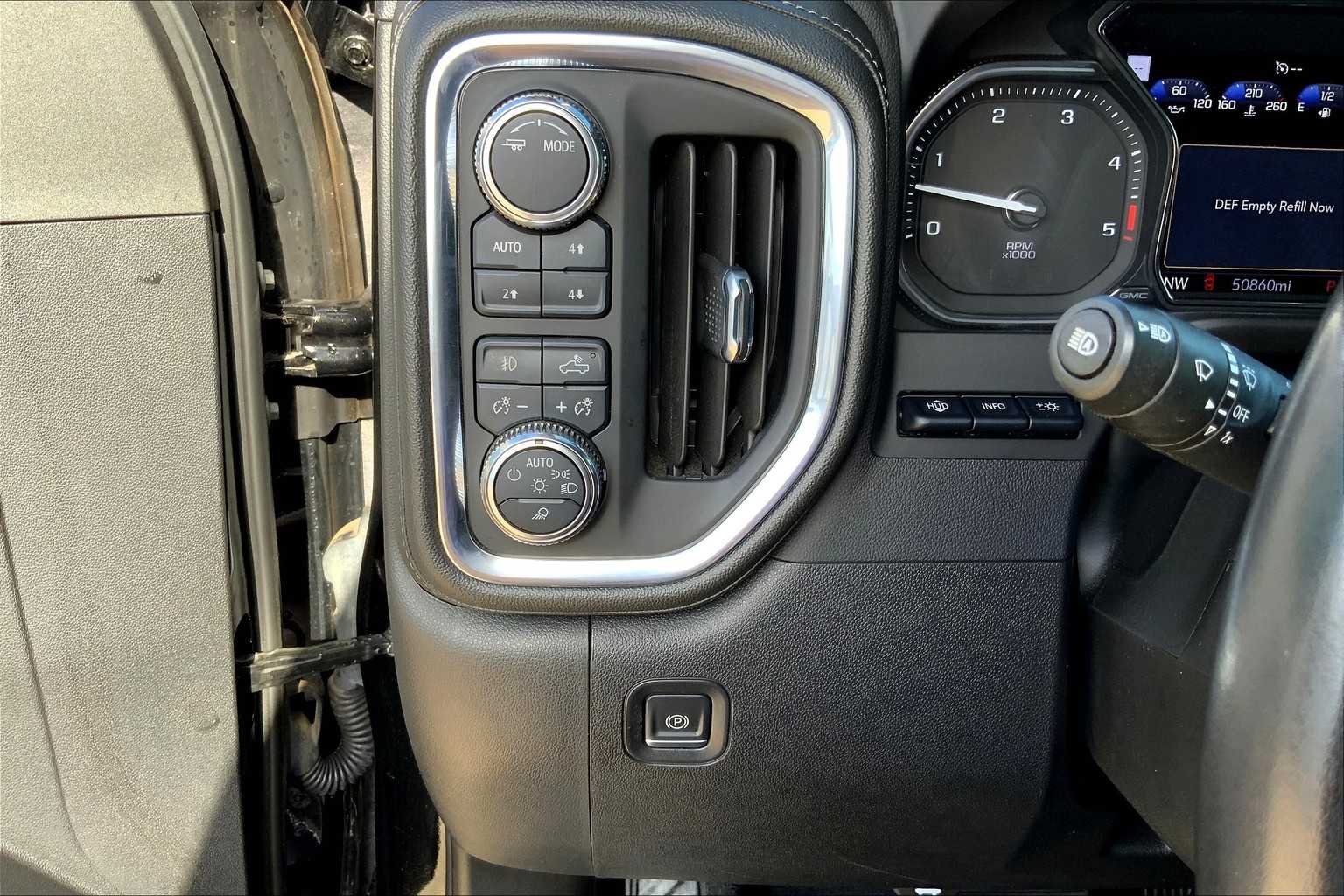2023 Gmc Sierra HD Denali photo 30