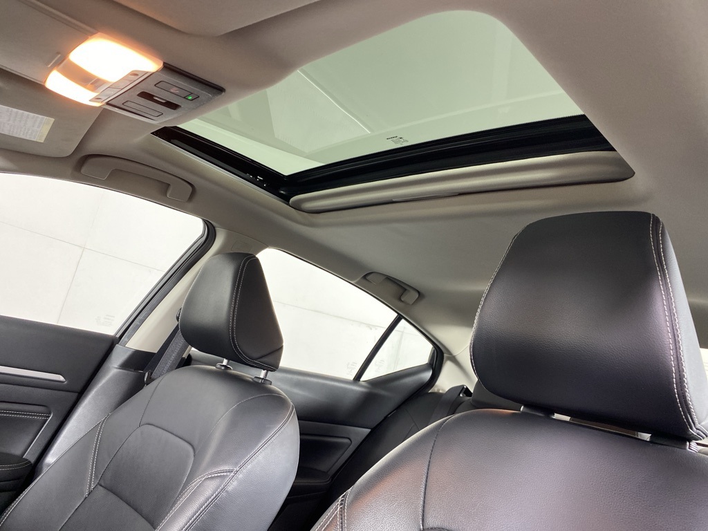 2023 Nissan Altima 2.5 SL photo 12