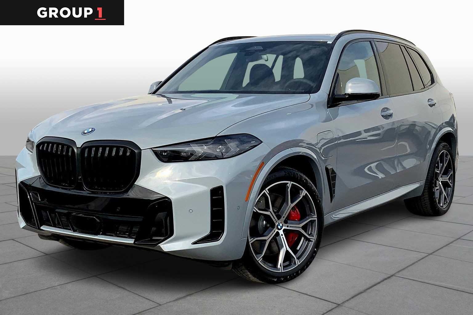 2026 BMW X5 50e's photo