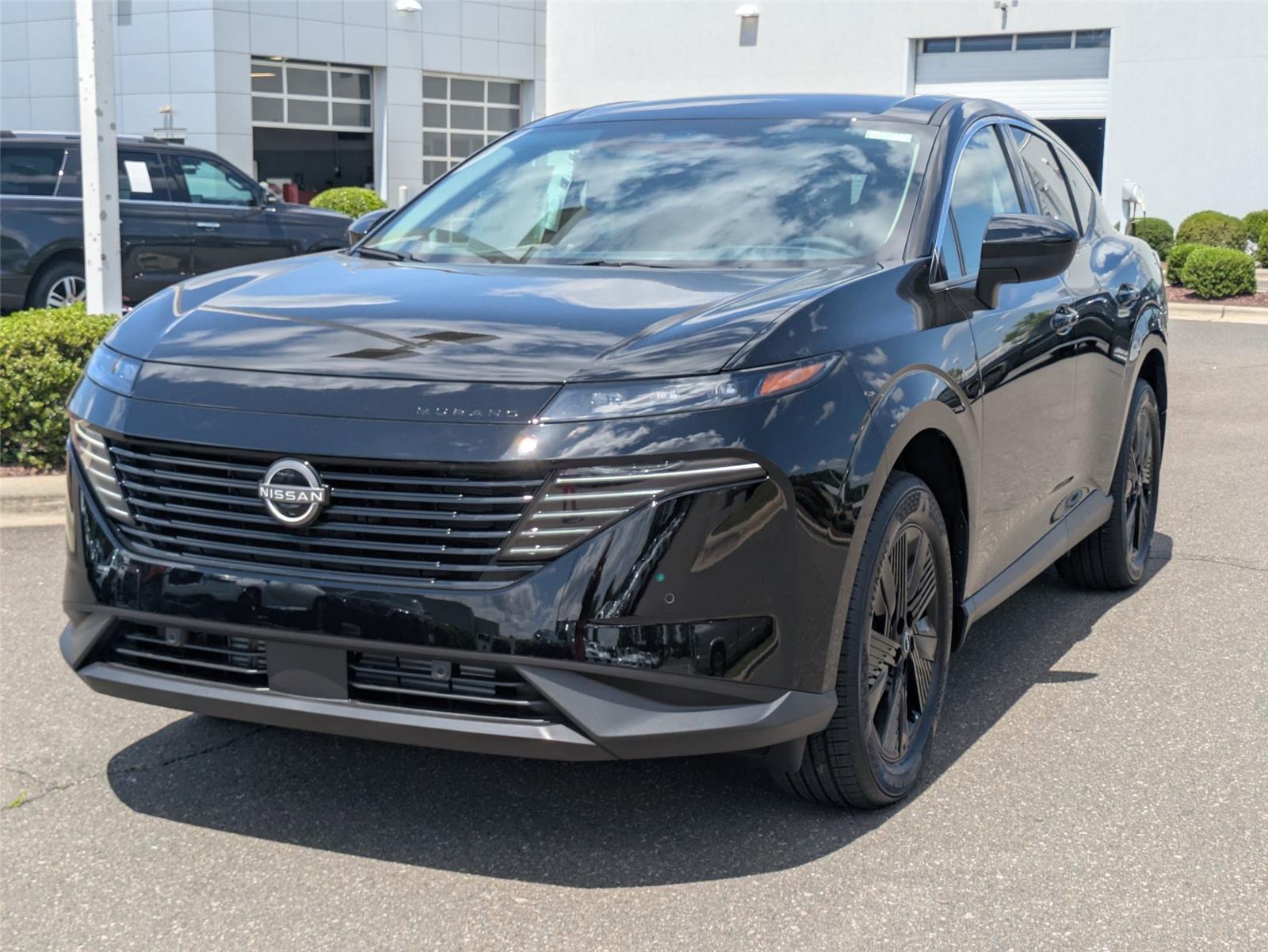 2025 Nissan Murano SV's photo