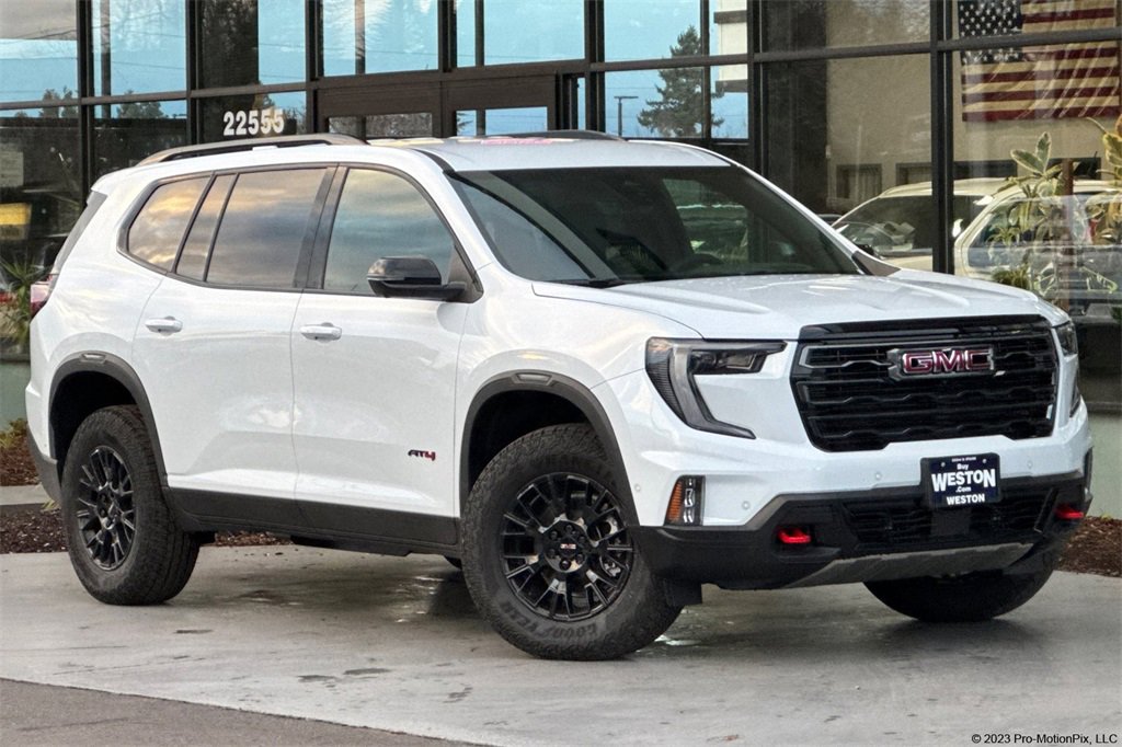 2026 GMC Acadia AT4's photo