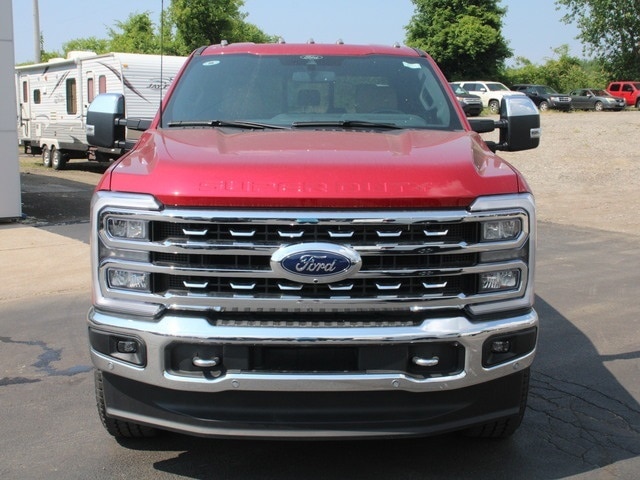 2024 Ford F-250 Lariat photo 2