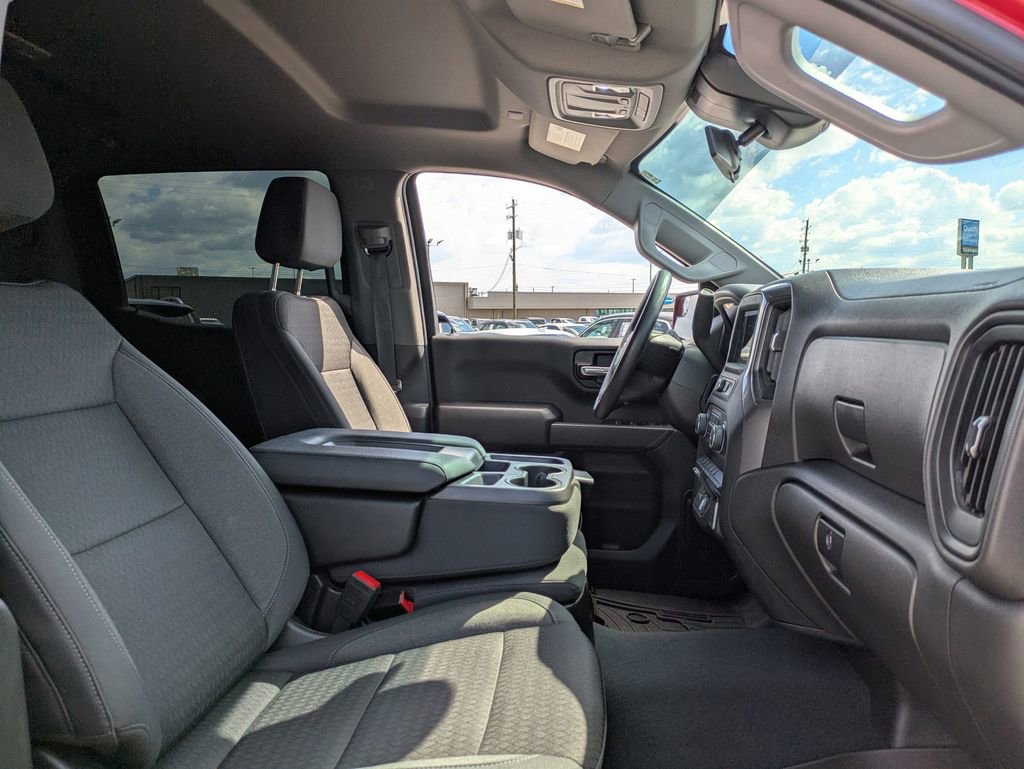 2023 Chevrolet Silverado 1500 Custom photo 23