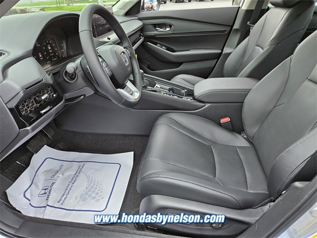 2025 Honda Accord Hybrid Touring photo 3