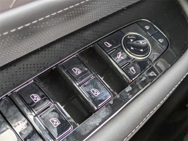 2026 Infiniti QX80 photo 22