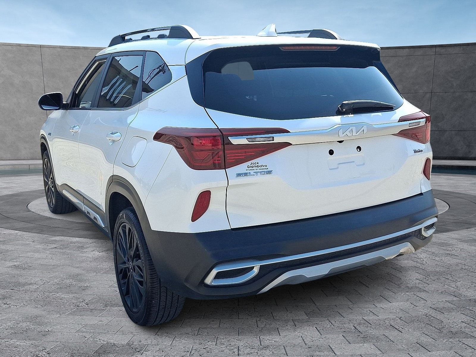2022 Kia Seltos Nightfall Edition photo 6