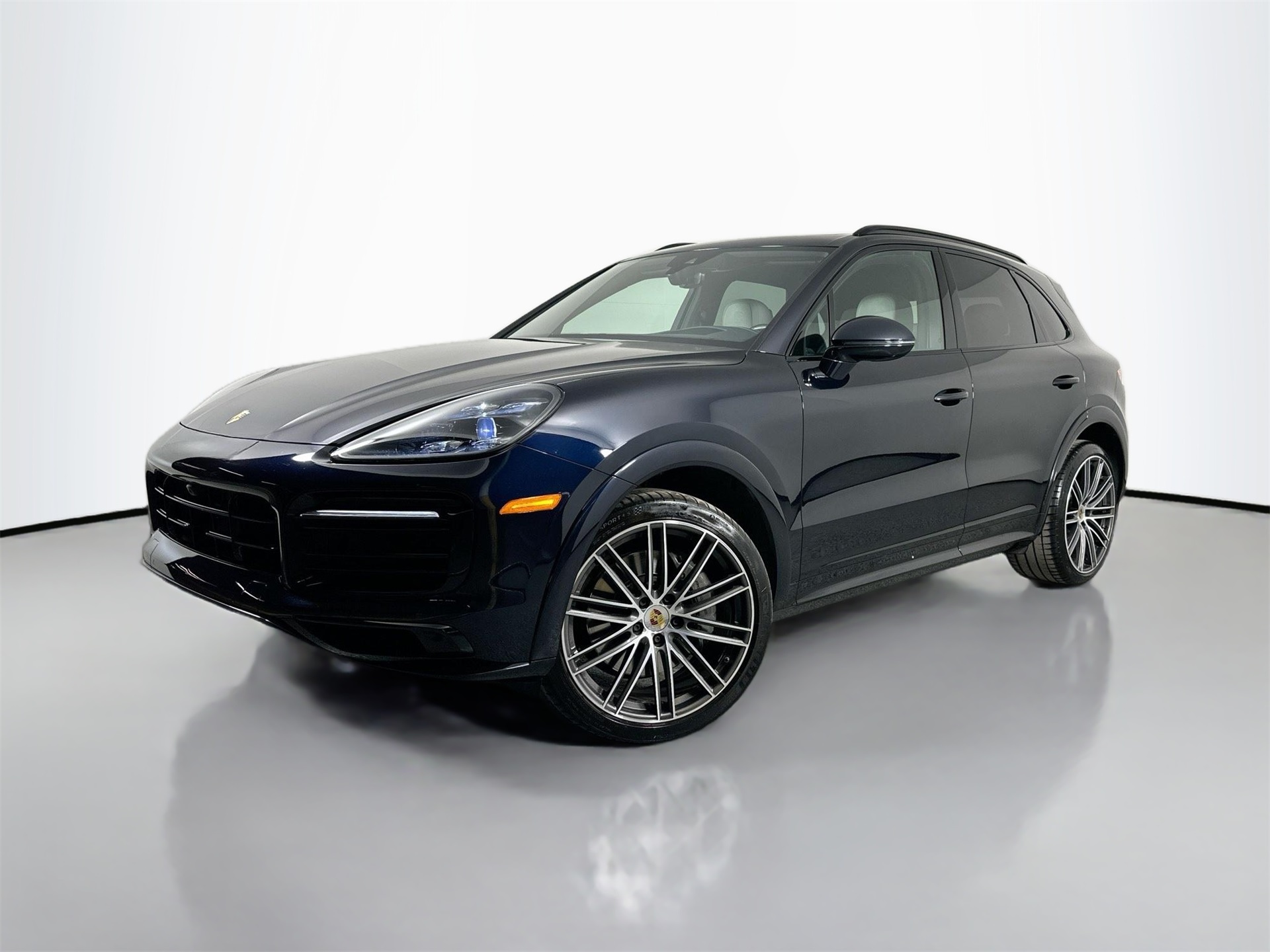 2021 Porsche Cayenne S's photo