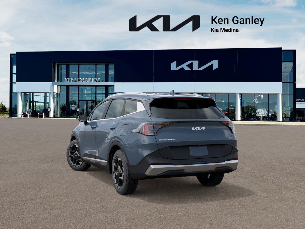 2026 Kia Sportage Hybrid EX photo 4