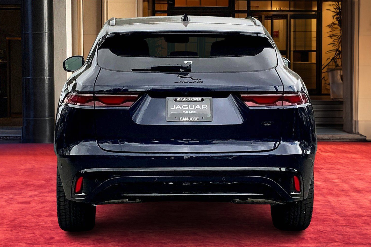 2026 Jaguar F-PACE P250 R-Dynamic S photo 4