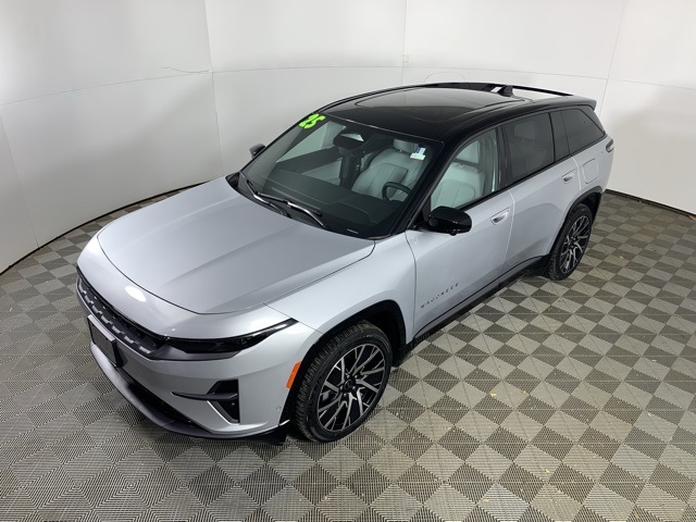 2025 Jeep Wagoneer S Limited photo 4