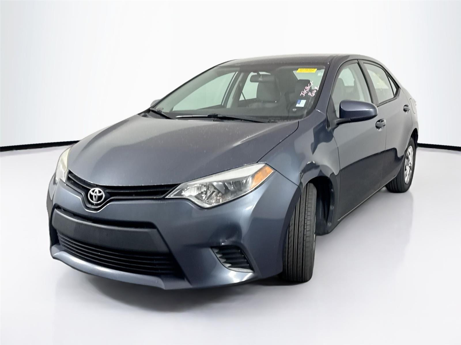 2015 Toyota Corolla L photo 2