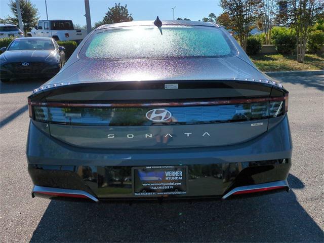 2025 Hyundai Sonata Hybrid SEL photo 6