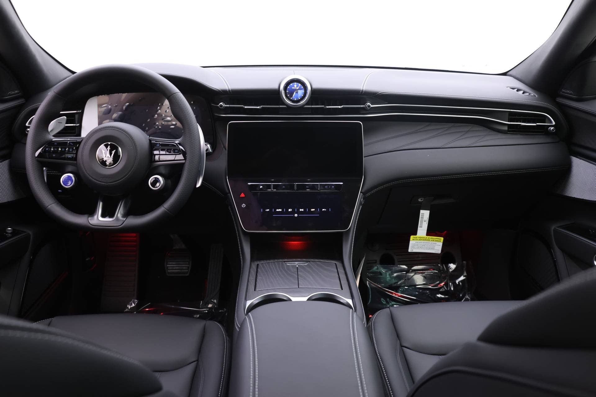 2025 Maserati Grecale photo 4