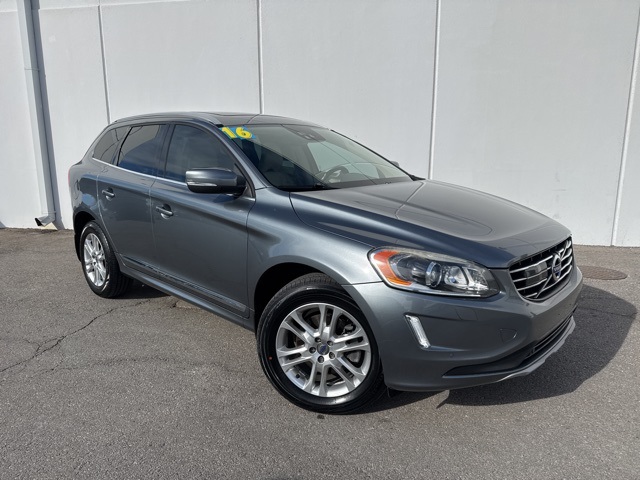 Used 2016 Volvo XC60 T5 Platinum with VIN YV4612RM1G2808765 for sale in Kansas City
