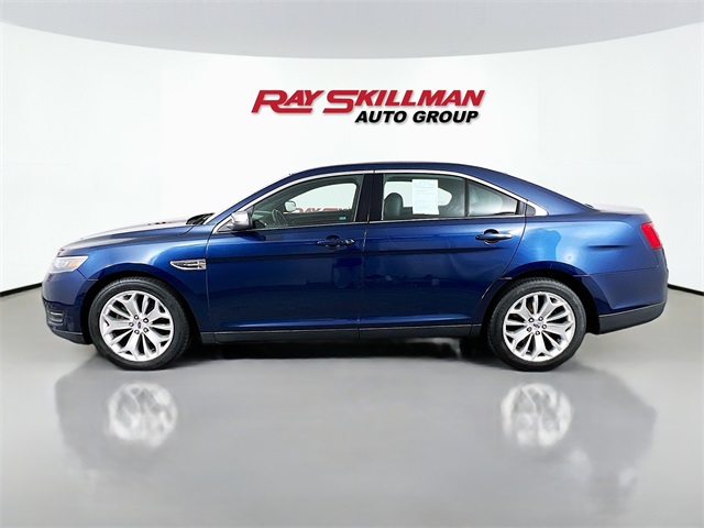 2016 Ford Taurus Limited photo 4