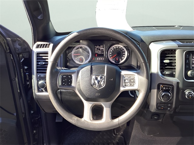 2022 Ram 1500 Classic Warlock photo 11
