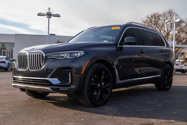 2021 BMW X7 40i's photo