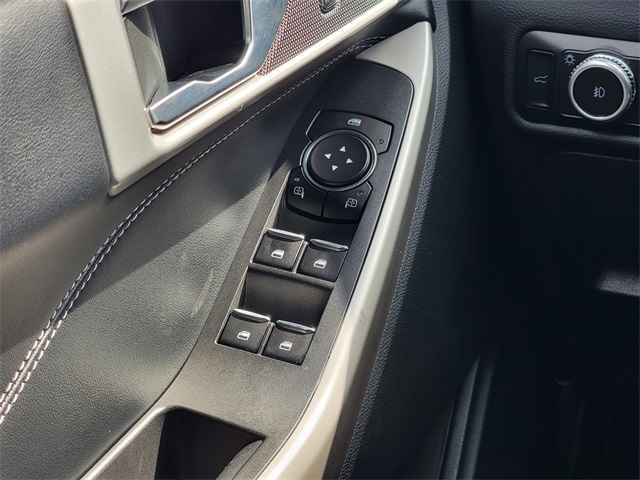 2022 Ford Explorer XLT photo 24