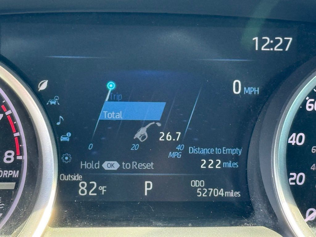 2023 Toyota Camry XLE V6 photo 3