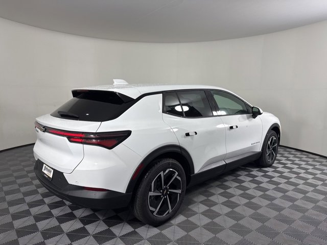 2026 Chevrolet Equinox EV 1LT photo 3